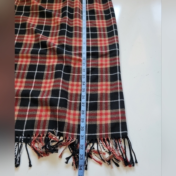 Vntg Requirements Wool Blend Tartan Plaid Fringe Pencil Skirt 4P in Red Black - Picture 9 of 9